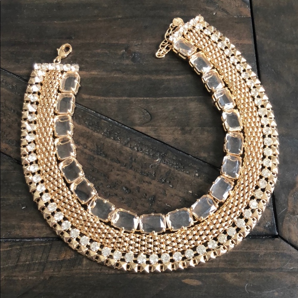 Bib necklace